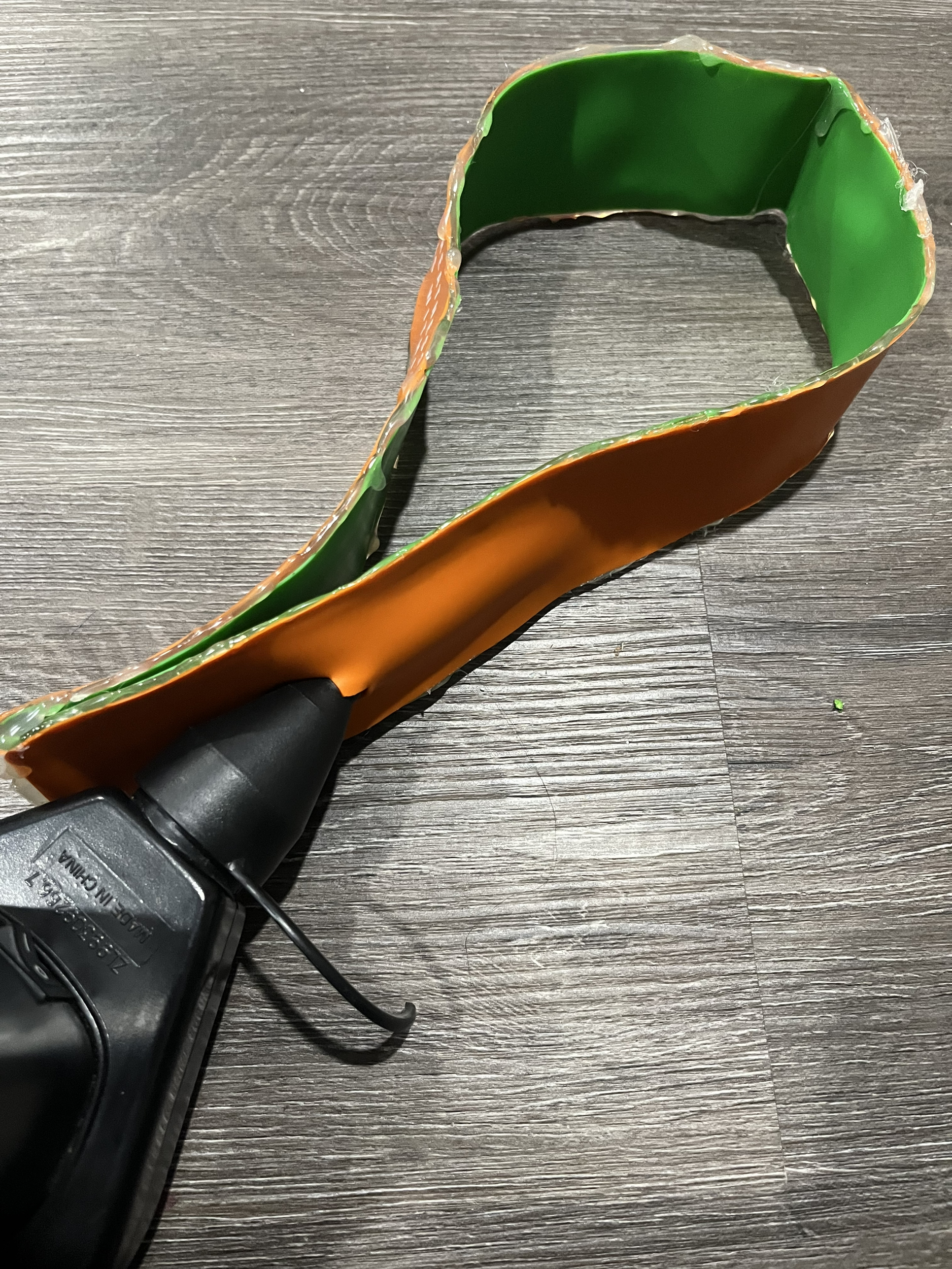 Then after, I tried gluing the two ends together to make the loop and tried seeing what would happen when I put air into it. 